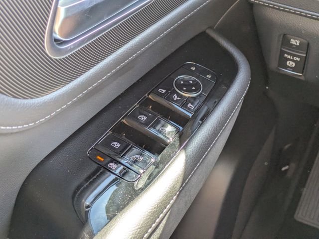 New 2026 RADIANT WHITE INFINITI Luxe 2WD image 25