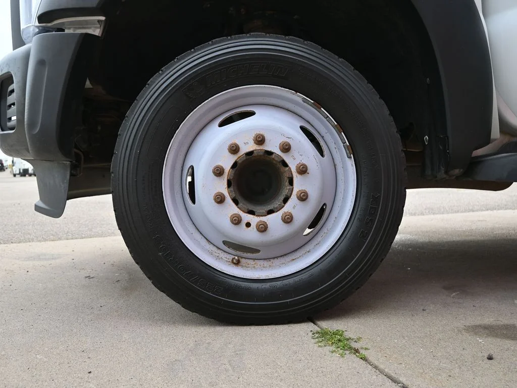 2016 Ford F-550 - Photo 27