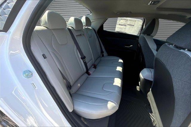 New 2026 White Hyundai SEL Sport Plus image 10