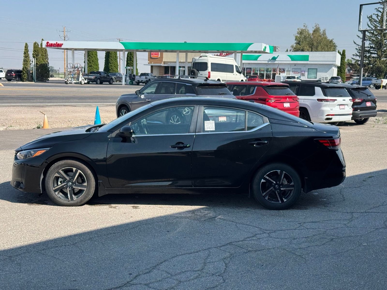 View vehicle photo 5