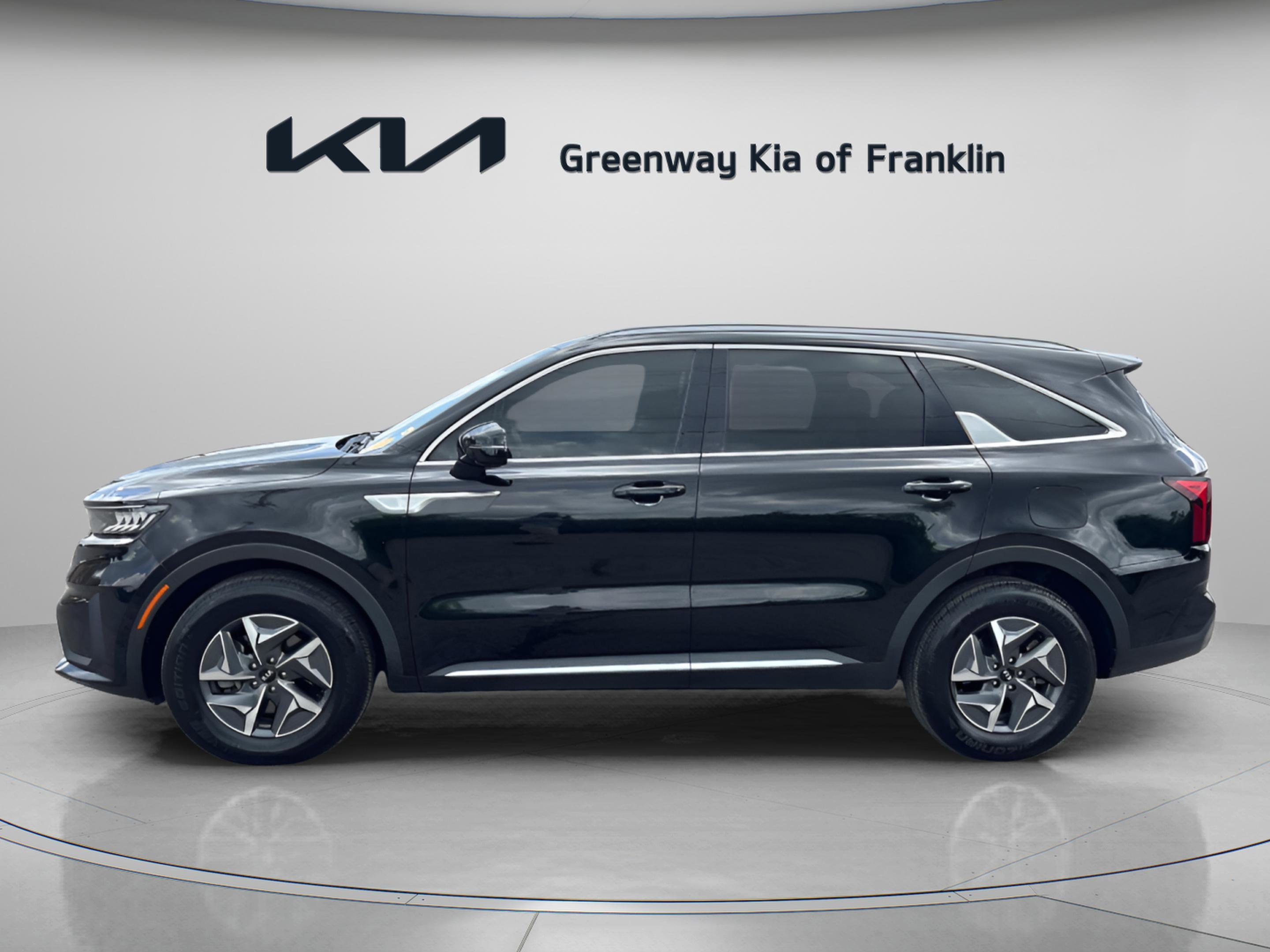 Used 2021 Aurora Black Kia S image 4