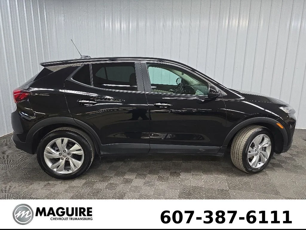 Used 2024 Black Buick Preferred image 2
