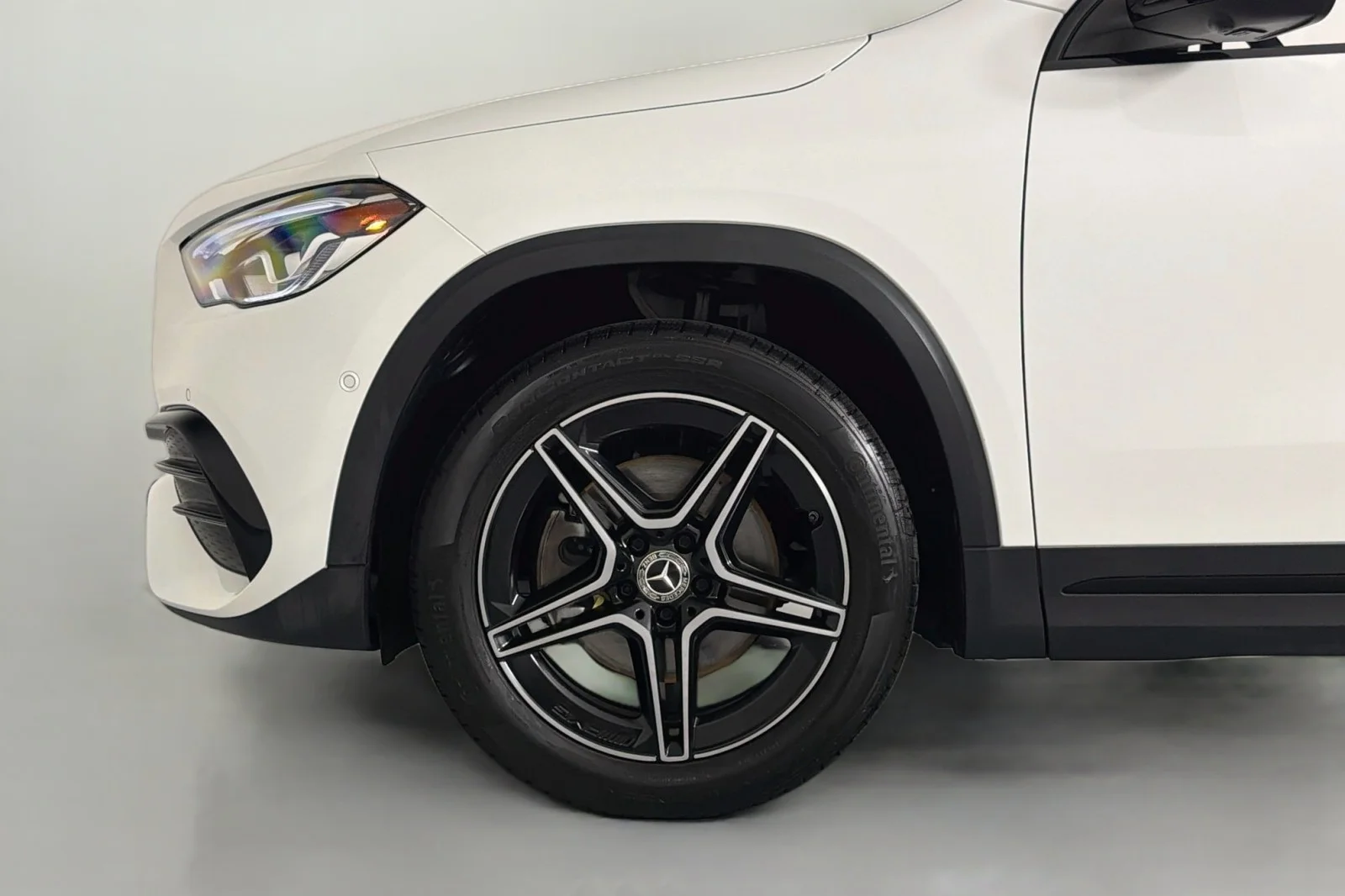 Used 2023 Polar White Mercedes-Benz 250 image 9