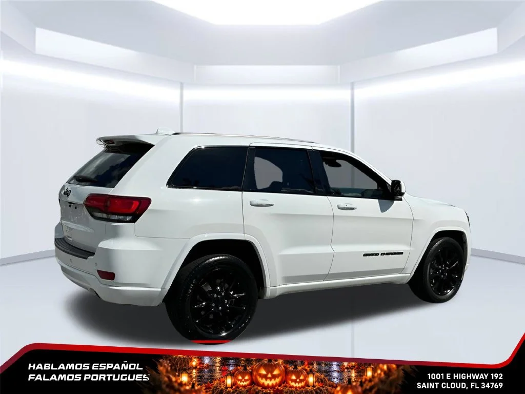 Used 2021 White Jeep Laredo X 4x2 image 7