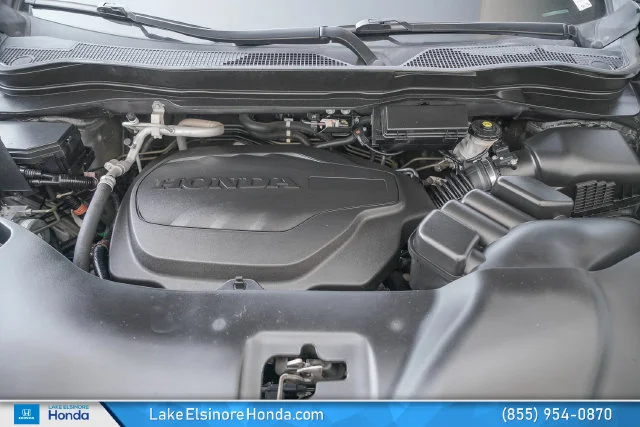 Used 2022 Modern Steel Metallic Honda Touring image 30
