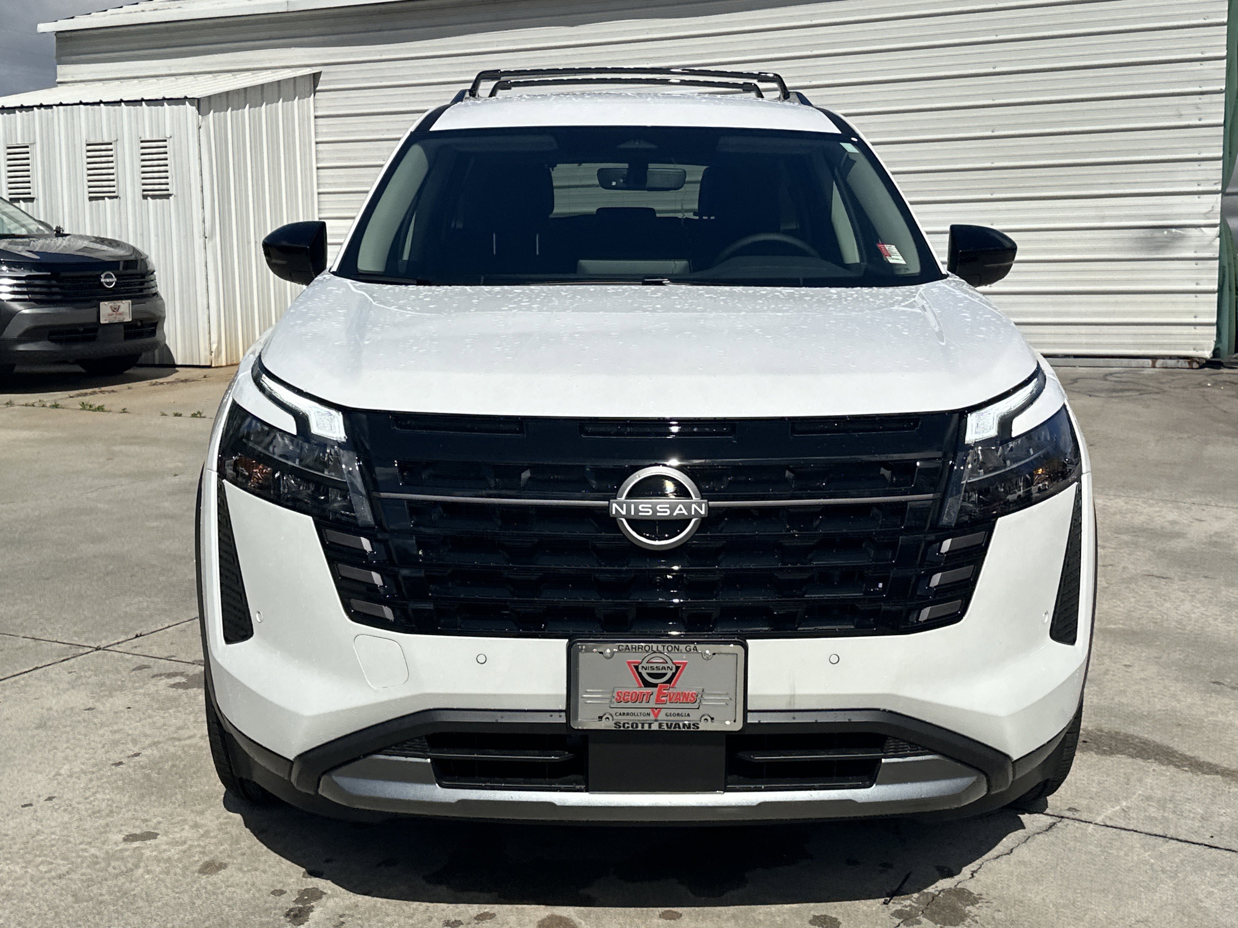 New 2026 Everest White Pearl Tricoat Nissan SL image 3