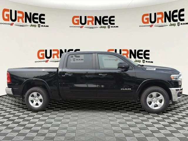 New 2026 Diamond Black Crystal Pearl-Coat Exterior Paint RAM Big Horn/Lone Star image 2