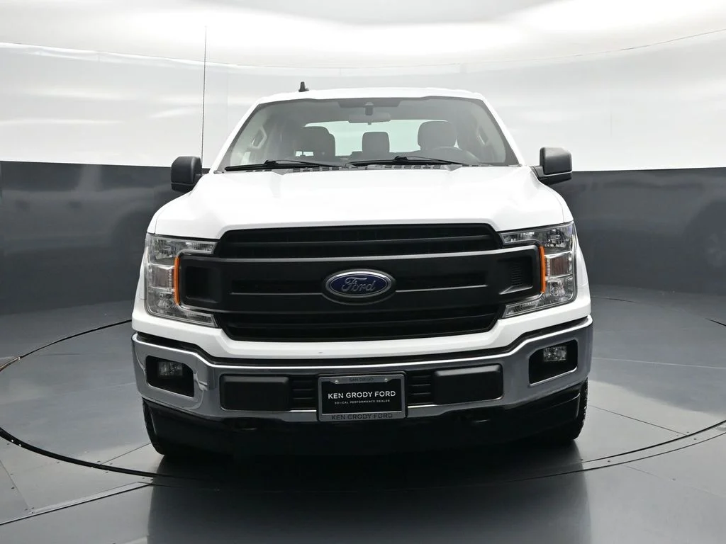 Used 2020 White Ford XL image 18