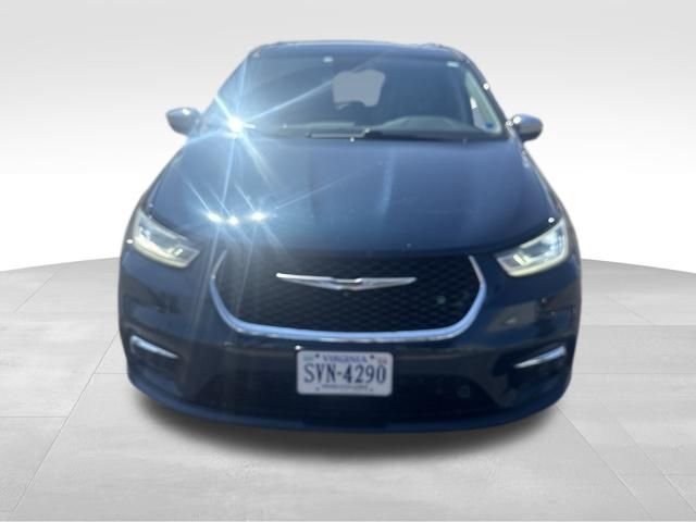 Used 2022 Blue Chrysler Limited image 4