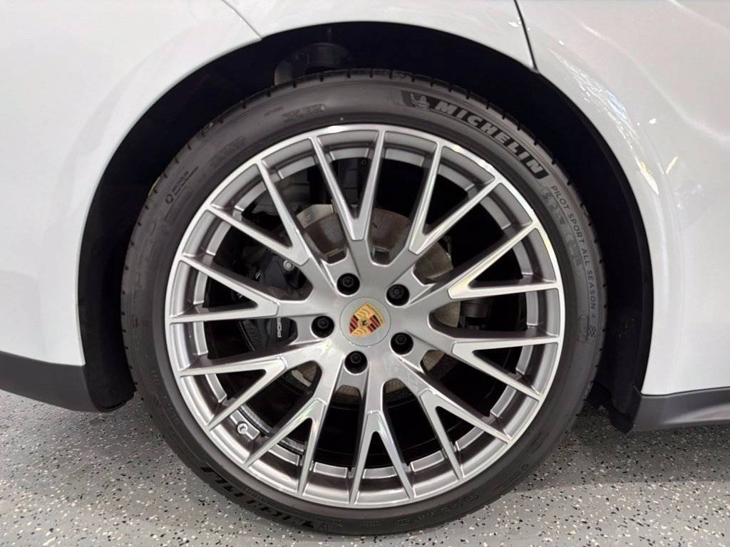 2026 Porsche Panamera Base - Photo 13