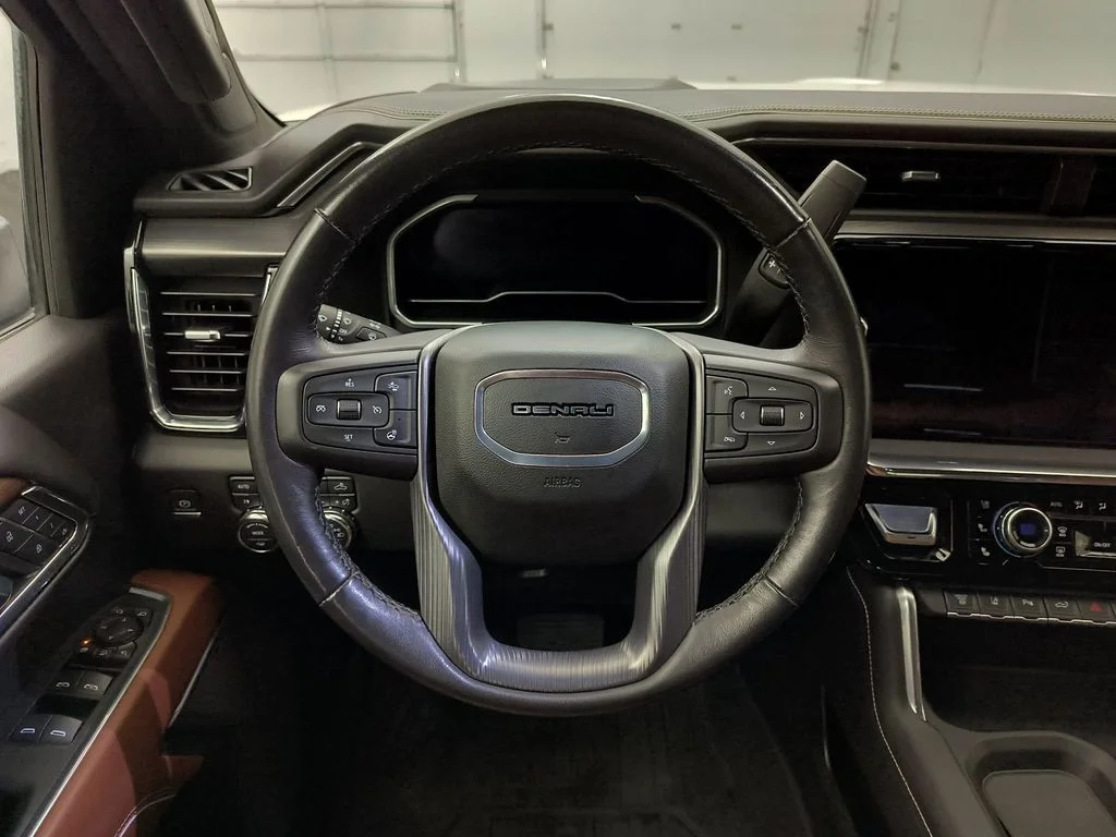 2024 GMC Sierra 3500HD Denali Ultimate - Photo 16