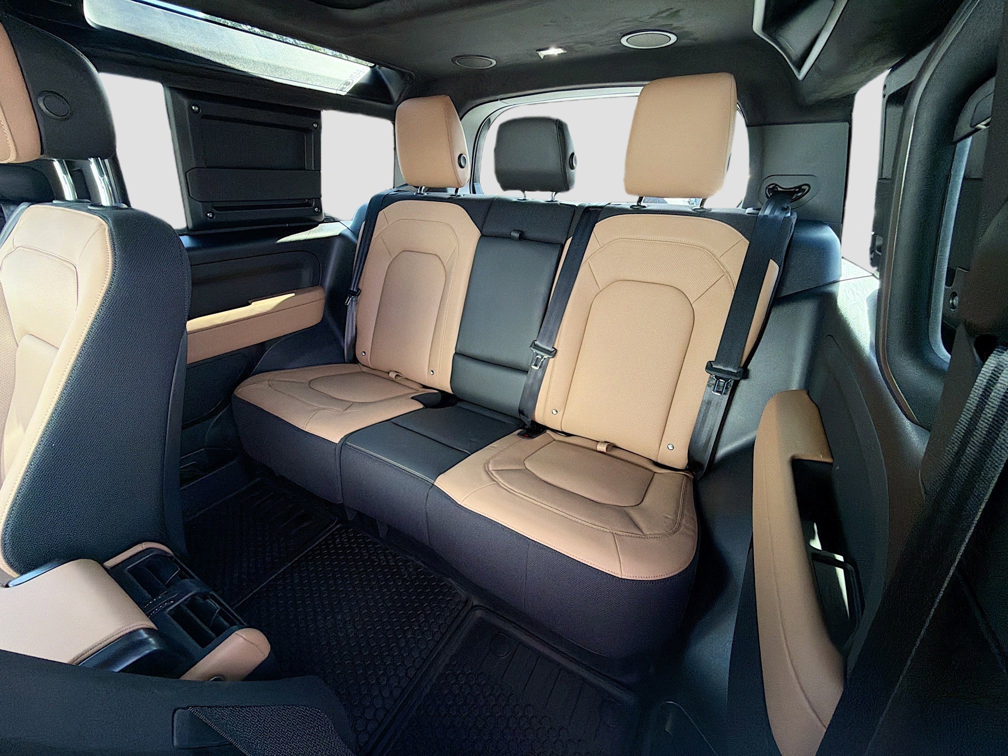 New 2026 Carpathian Grey LAND ROVER V8 image 19