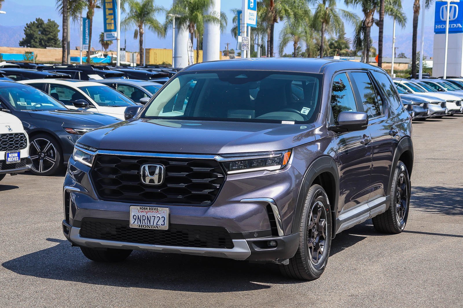 2025 Honda Pilot EX-L - Photo 39