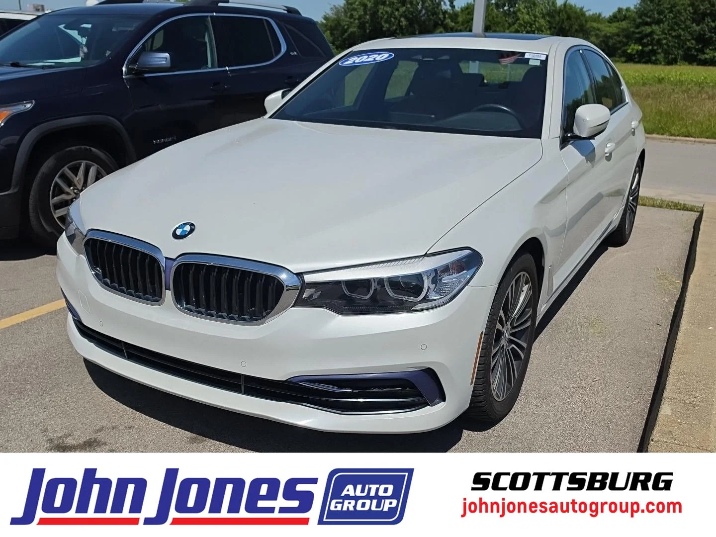 2020 BMW 5 Series 530i xDrive Sedan's photo