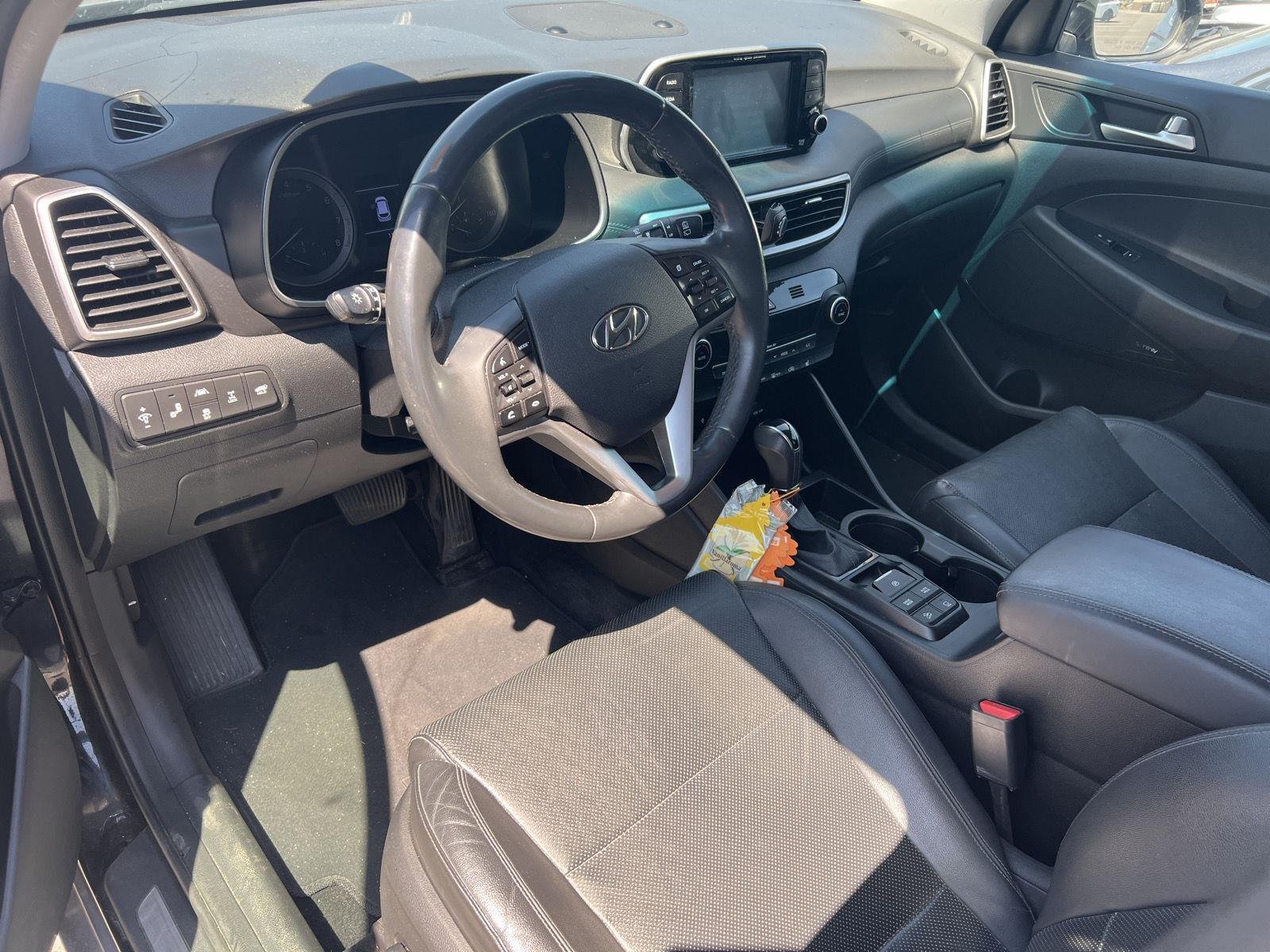 Used 2019 Black Noir Pearl Hyundai Limited image 5