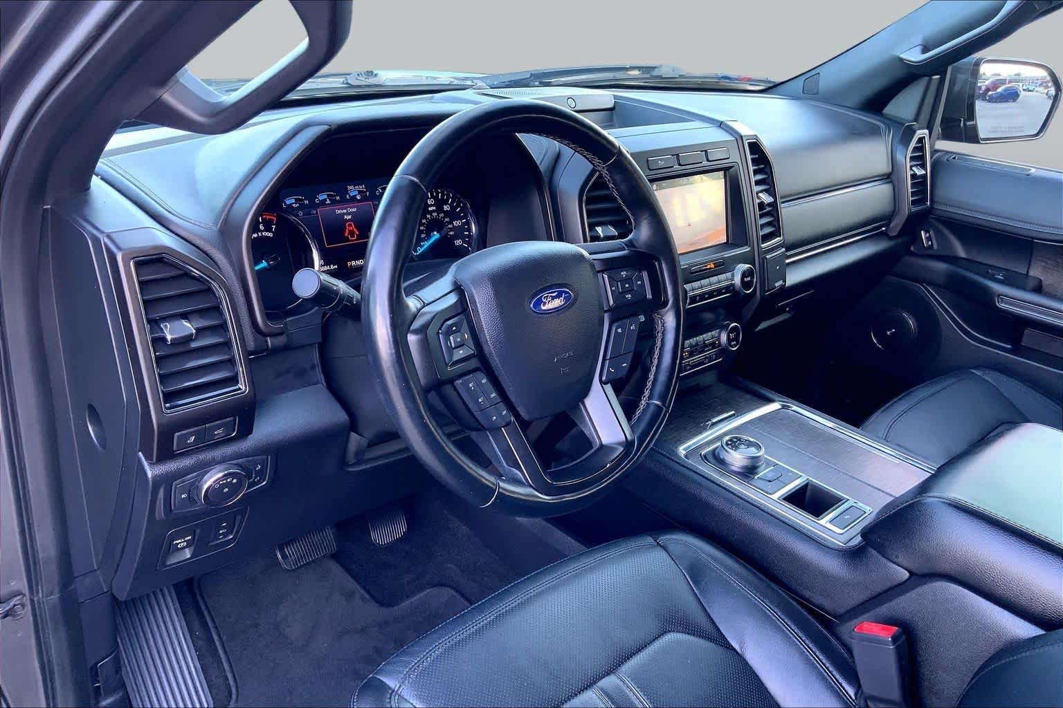 Used 2019 Magnetic Ford Limited image 17