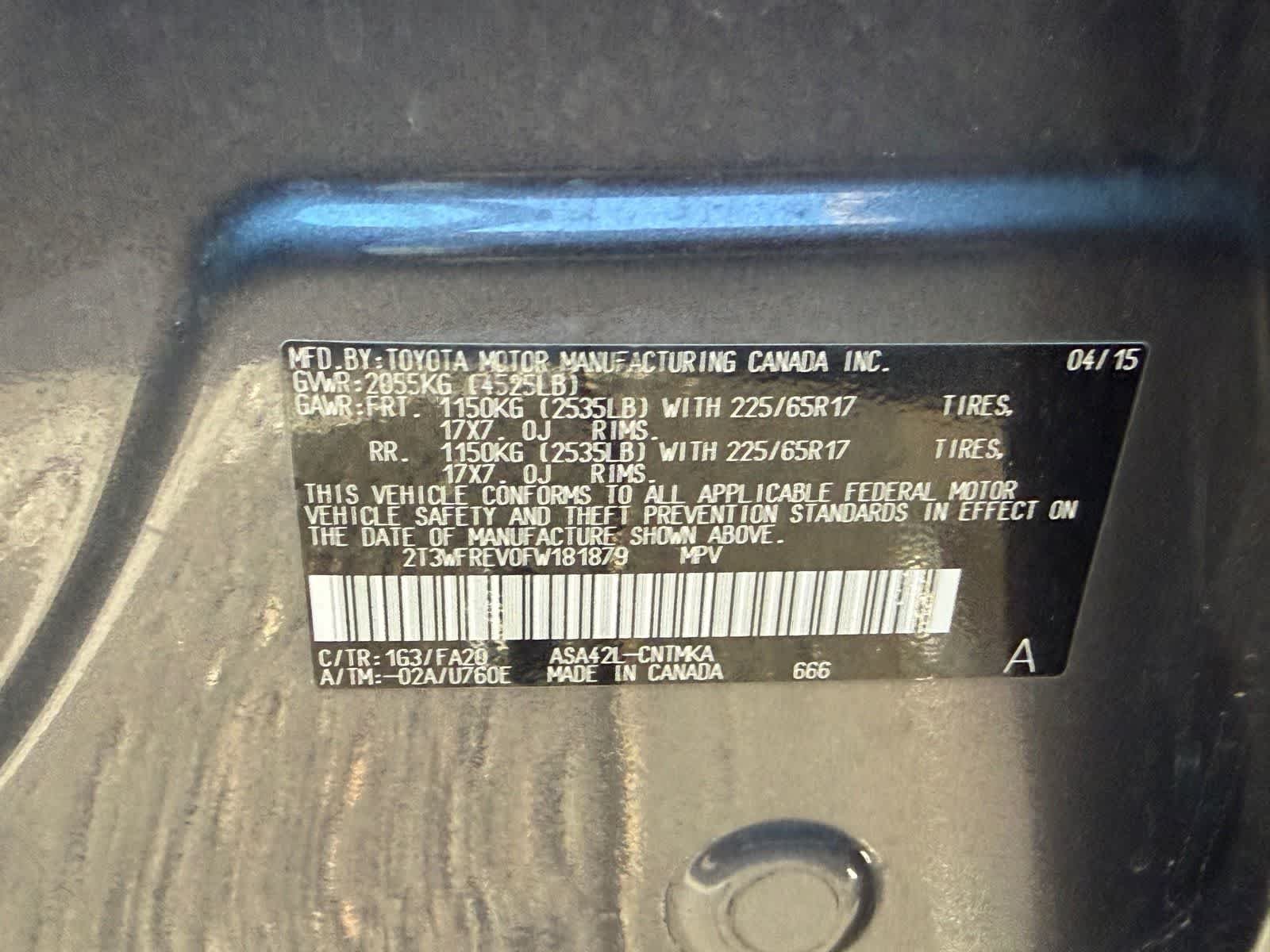 Used 2015 Magnetic Gray Metallic Toyota XLE image 19