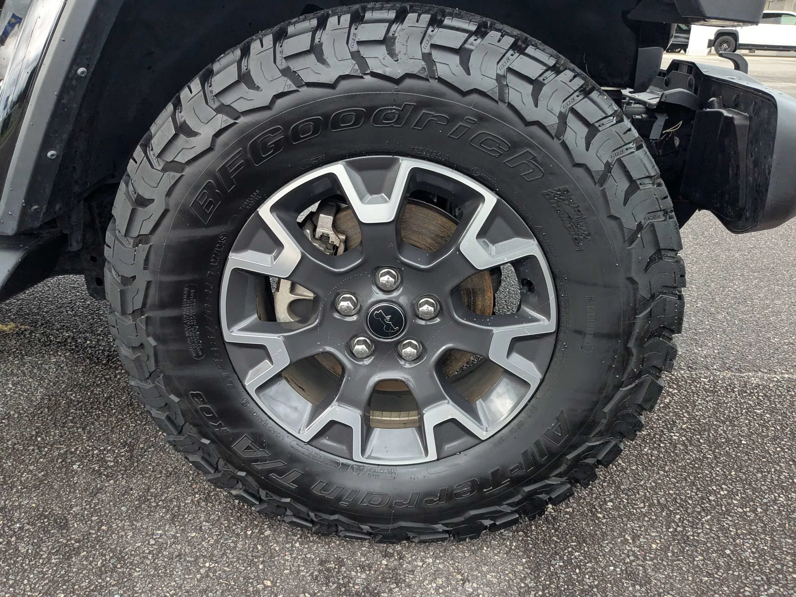 2024 Jeep Wrangler 4-Door Sahara - Photo 11