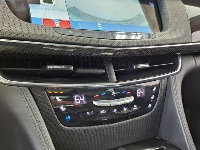 Used 2018 RADIANT SILVER METALLIC Cadillac Platinum AWD image 16