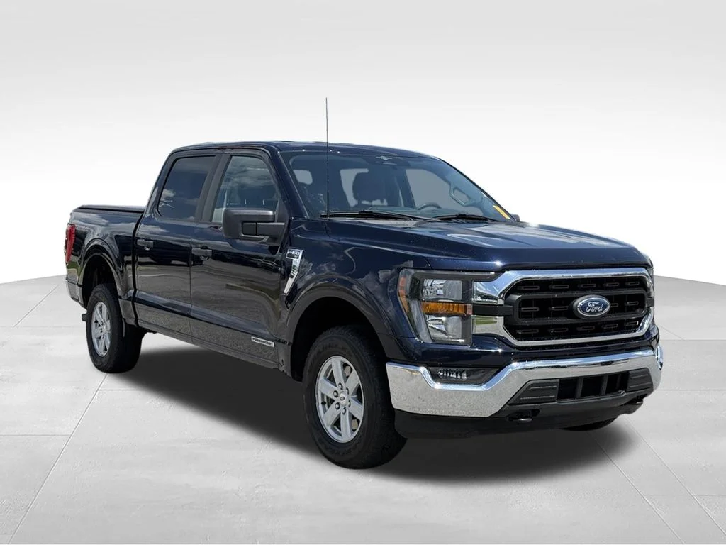 Used 2023 Blue Ford XLT image 26