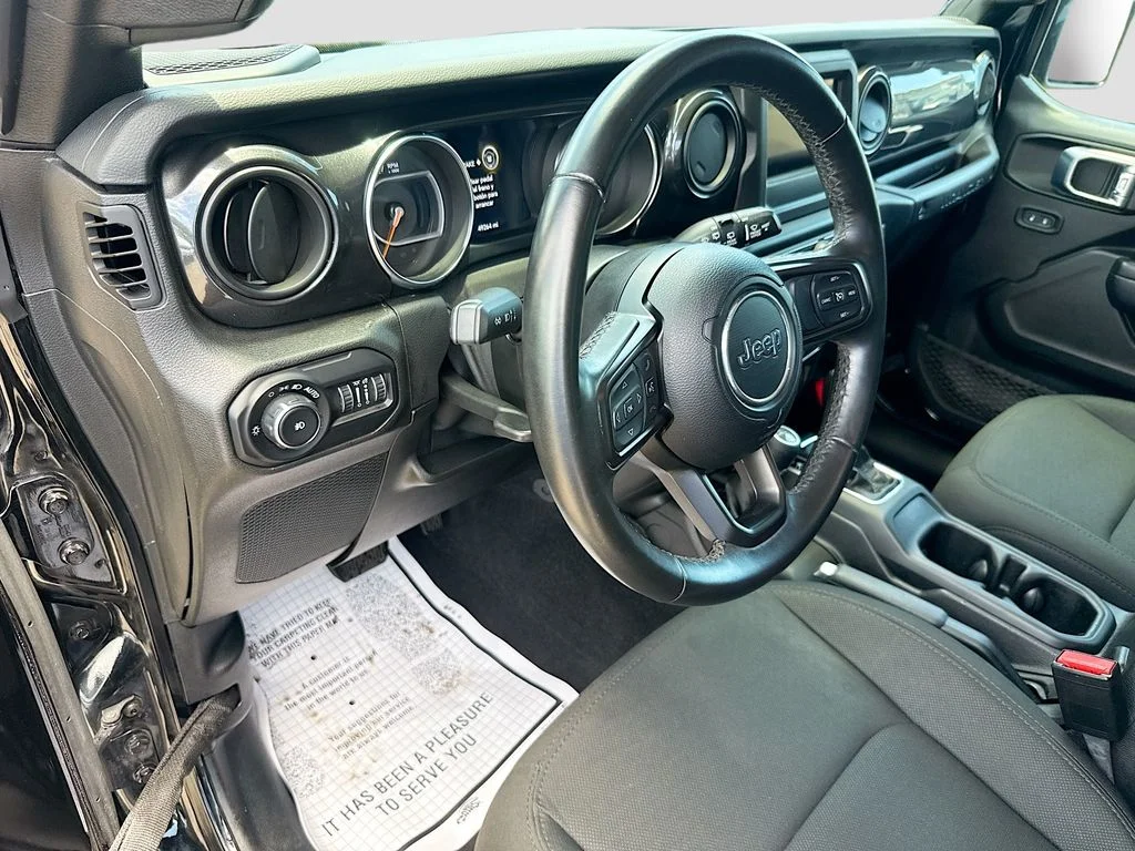 Used 2021 Black Jeep Unlimited Sport Altitude image 10