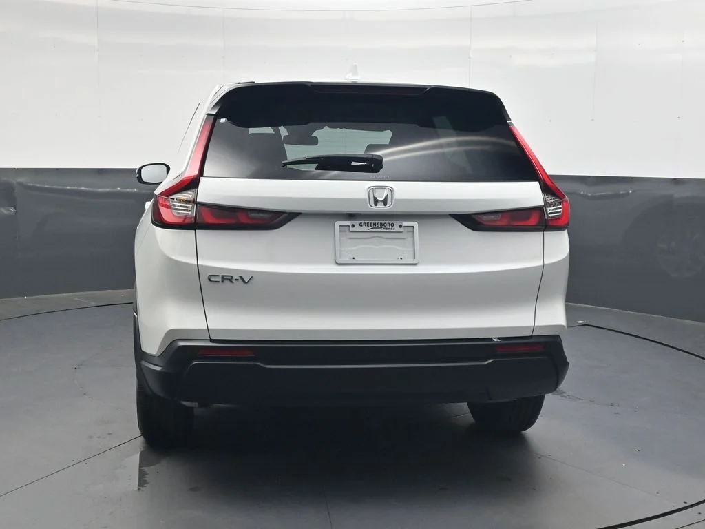 New 2026 Platinum White Pearl Honda LX image 5