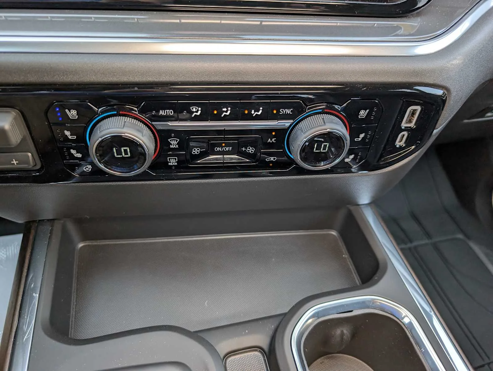 2026 Chevrolet Silverado 1500 High Country - Photo 27