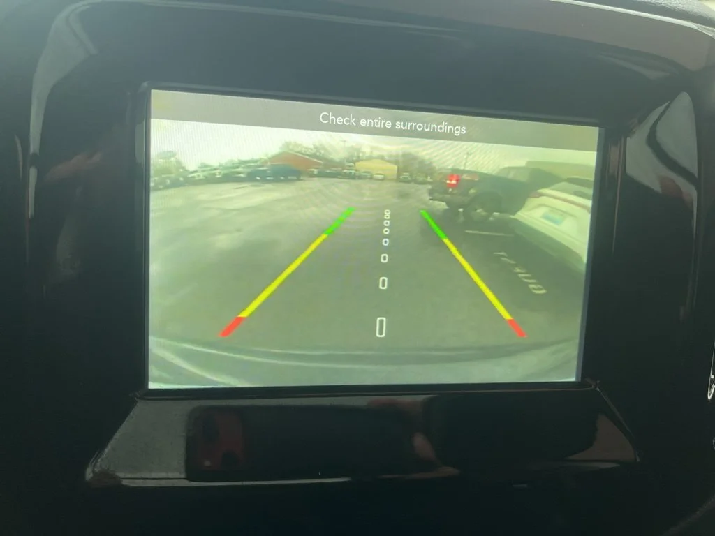 Used 2021 Diamond Black Jeep Latitude image 17