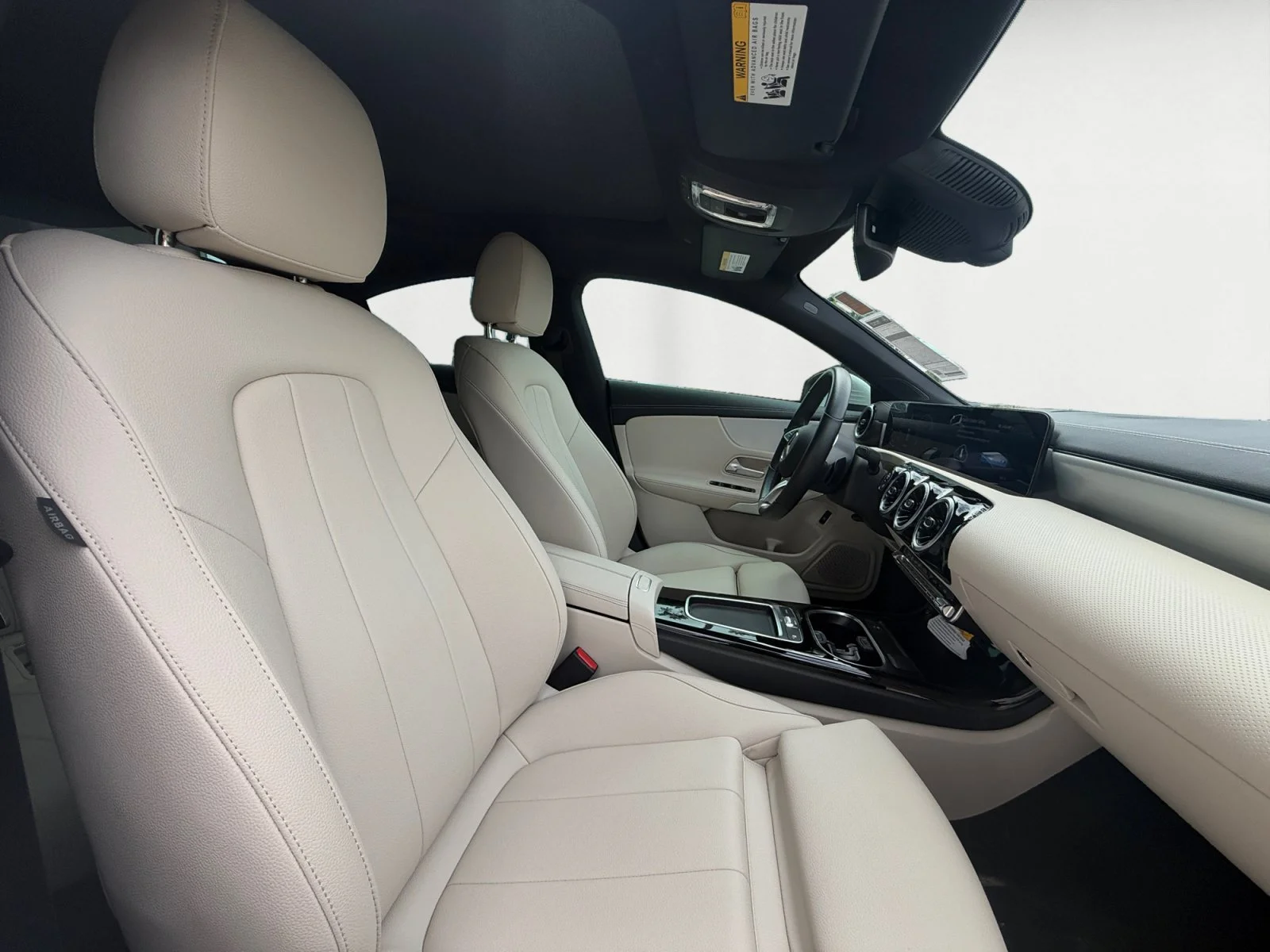 Used 2025 Polar White Mercedes-Benz CLA 250 image 15