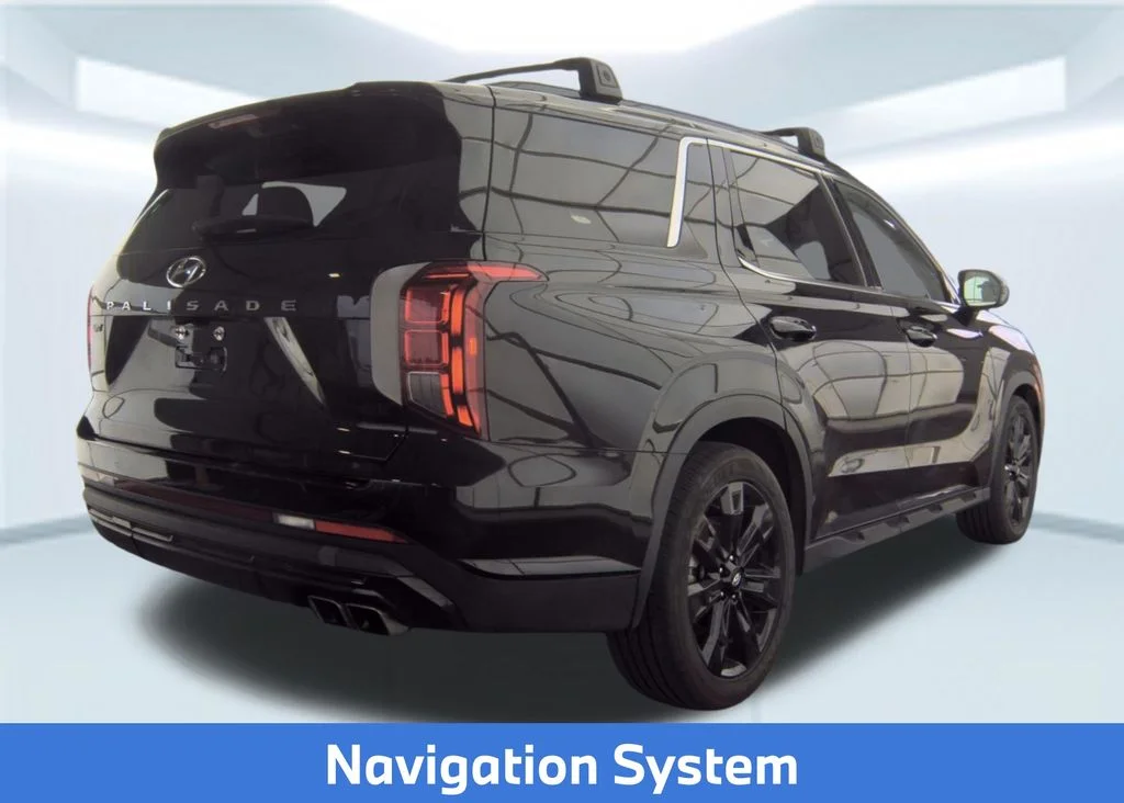 Used 2023 Black Hyundai XRT image 2