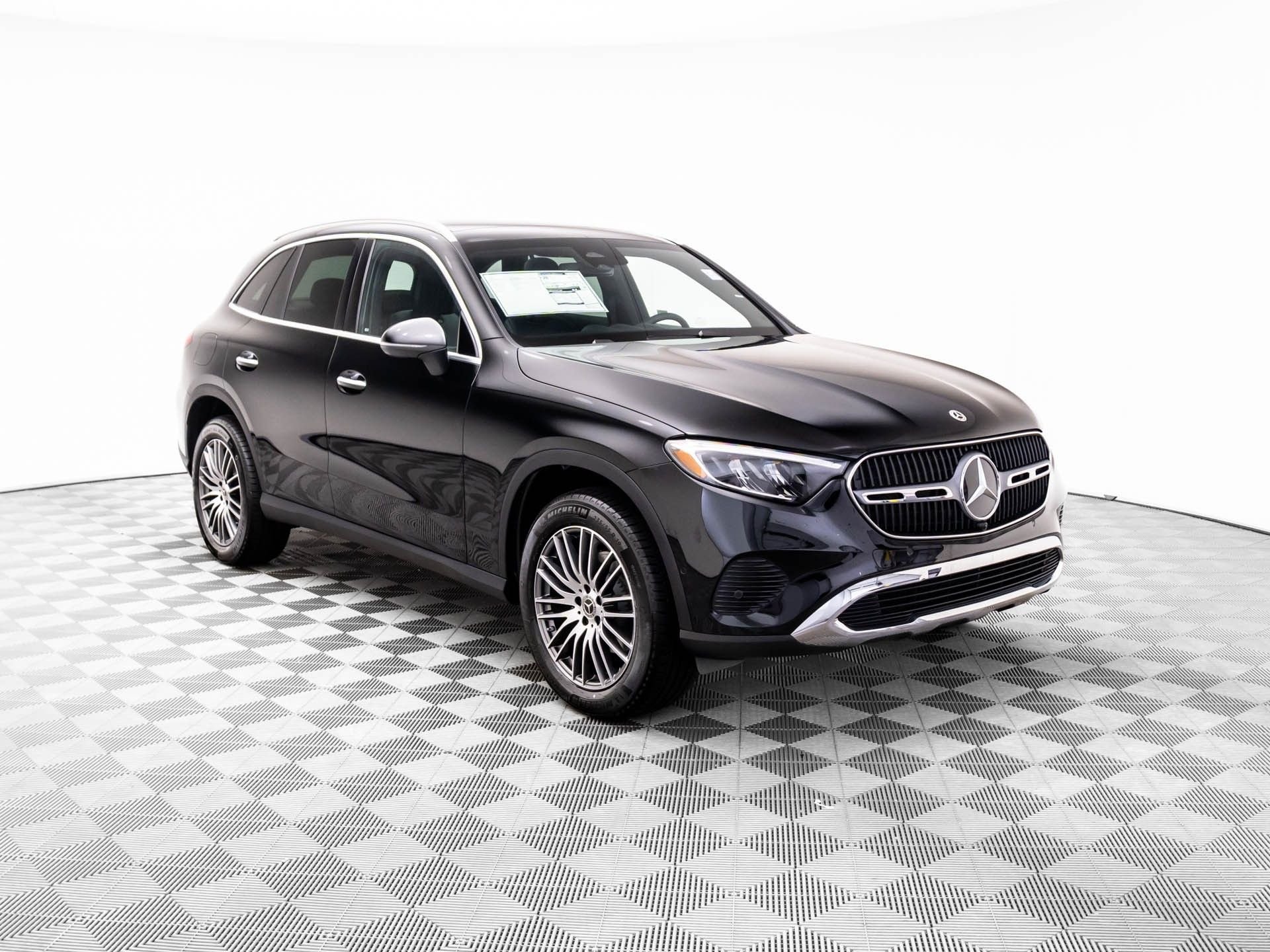 New 2026 Black Mercedes-Benz GLC 300 image 7