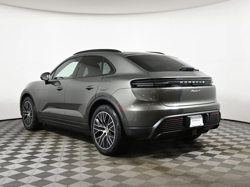 New 2026 Green Porsche 4 image 3