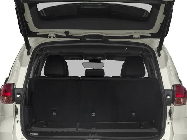 Used 2017 Predawn Gray Mica Toyota XLE image 12