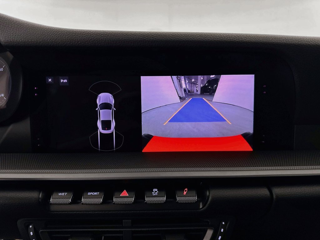 Used 2020  Porsche Carrera image 14