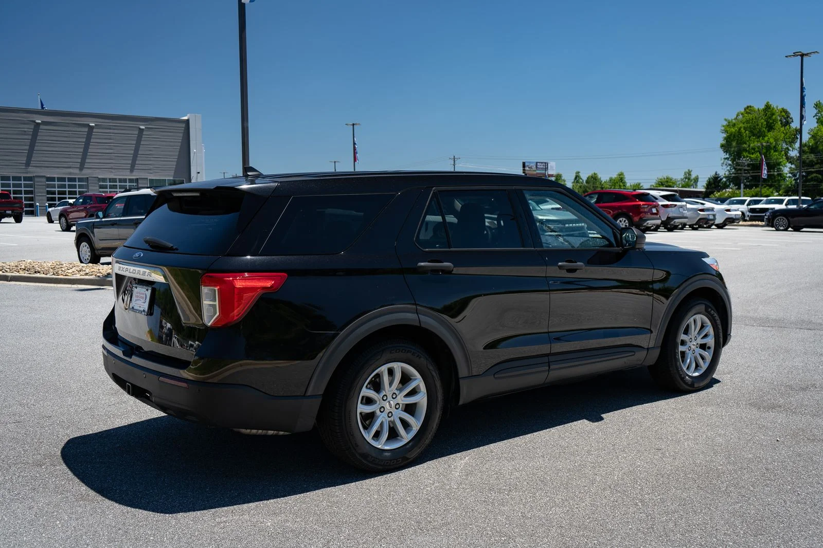 Used 2021 Black Metallic Ford Base image 10