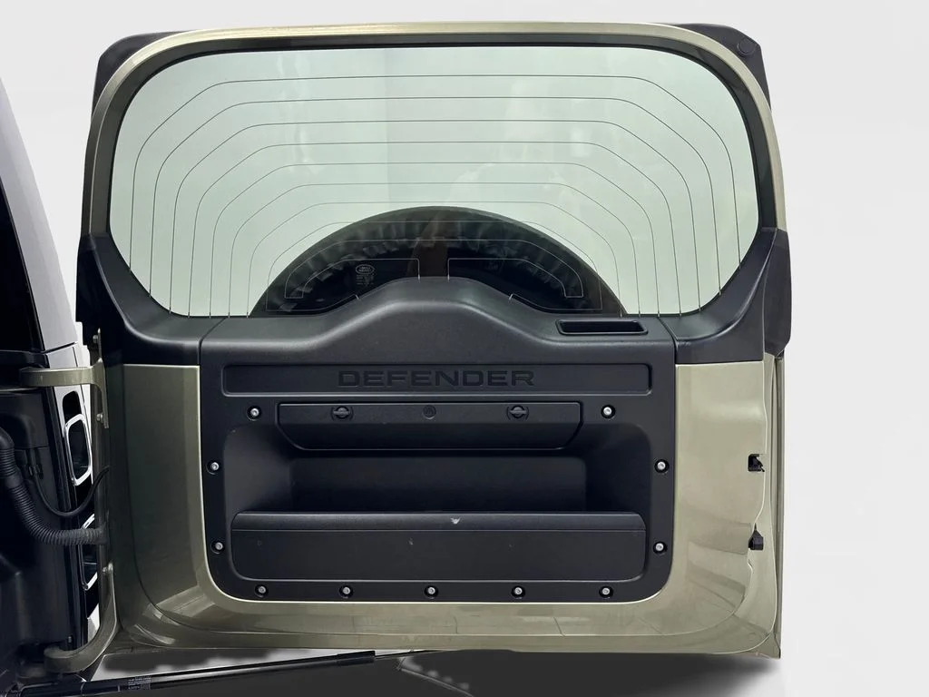 Used 2023 Green Land Rover X image 84