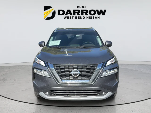 Used 2021 Gray Nissan SL image 8
