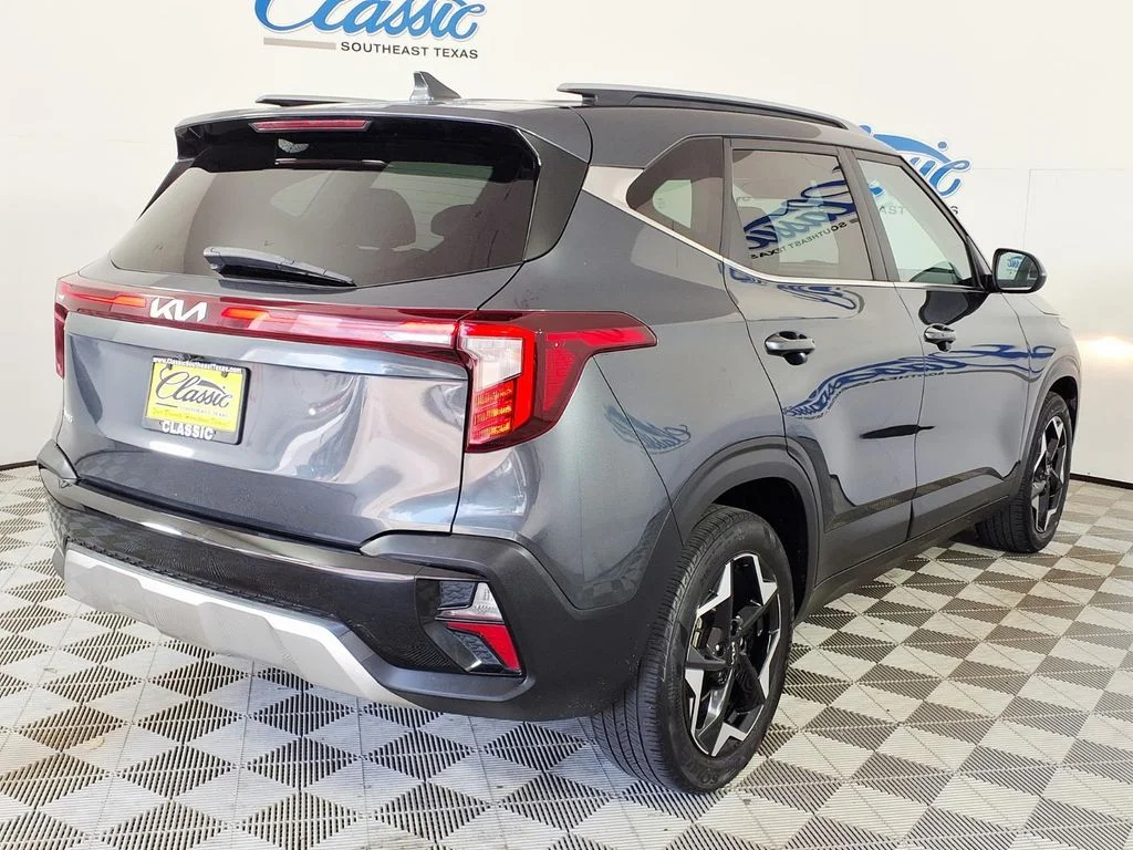 Certified Used 2024 Gray Kia EX image 4