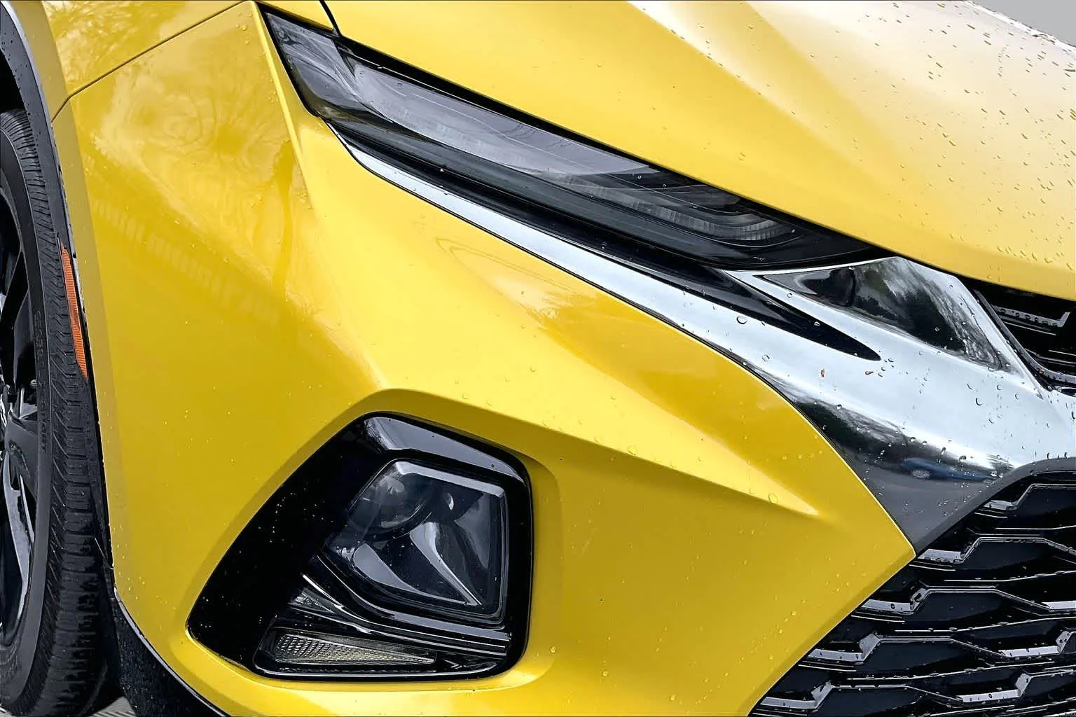 Used 2022 Nitro Yellow Metallic Chevrolet RS image 29