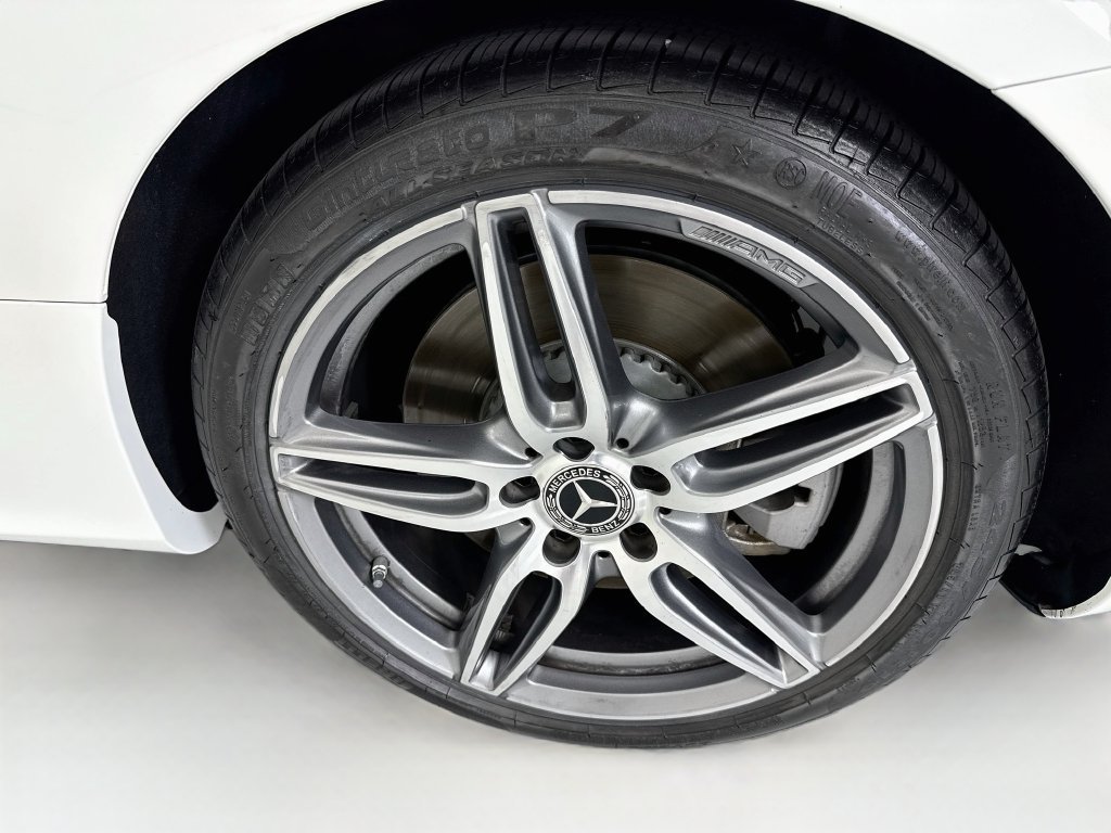Used 2019 Polar White Mercedes-Benz E 450 image 27