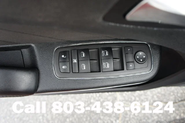 Used 2023 Black Dodge SXT image 18