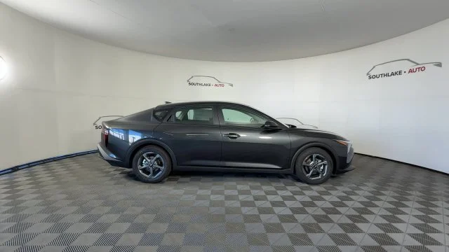 New 2026 Interstellar Gray Kia LXS image 9