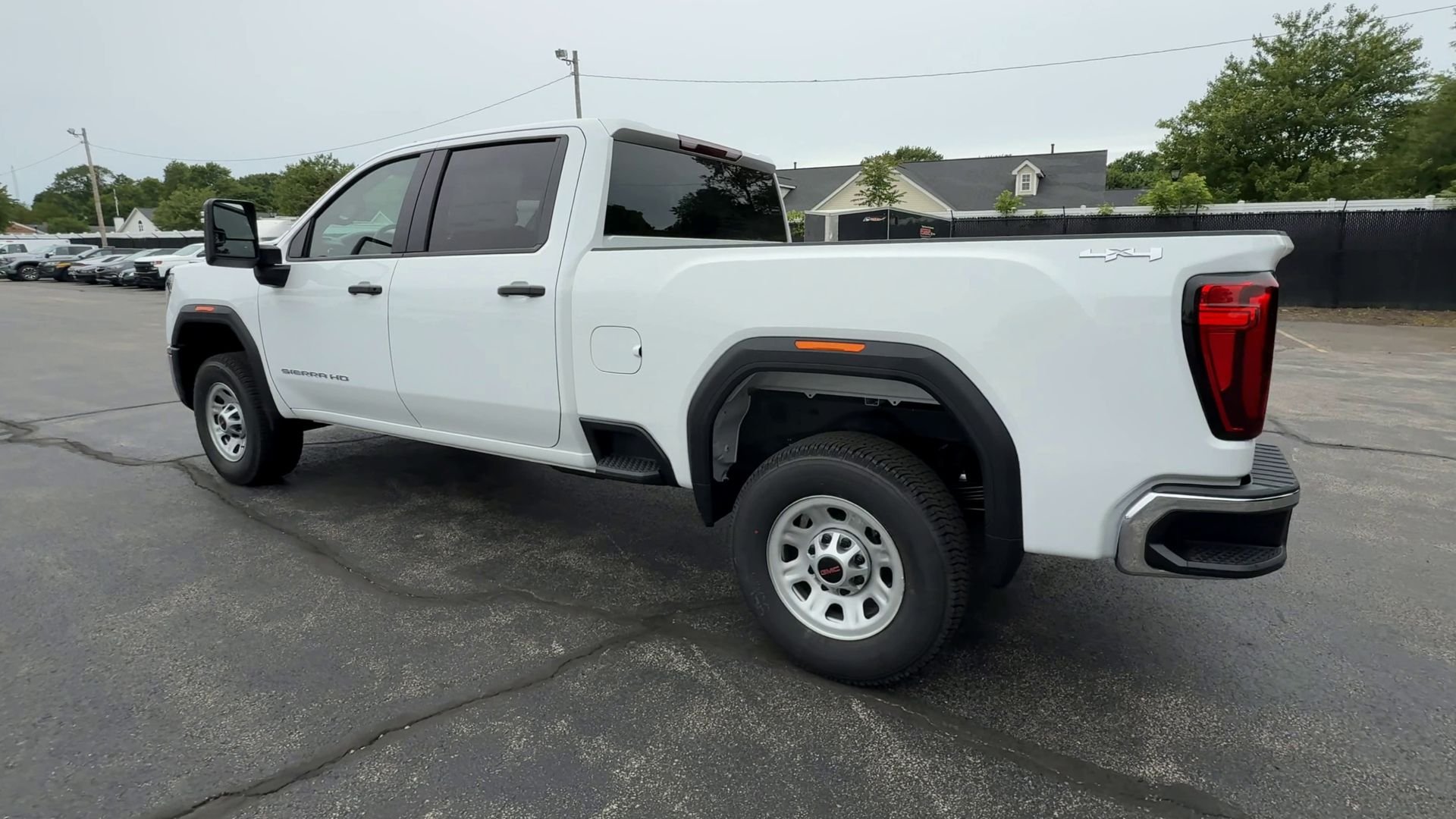 2025 GMC Sierra 2500HD Pro - Photo 6