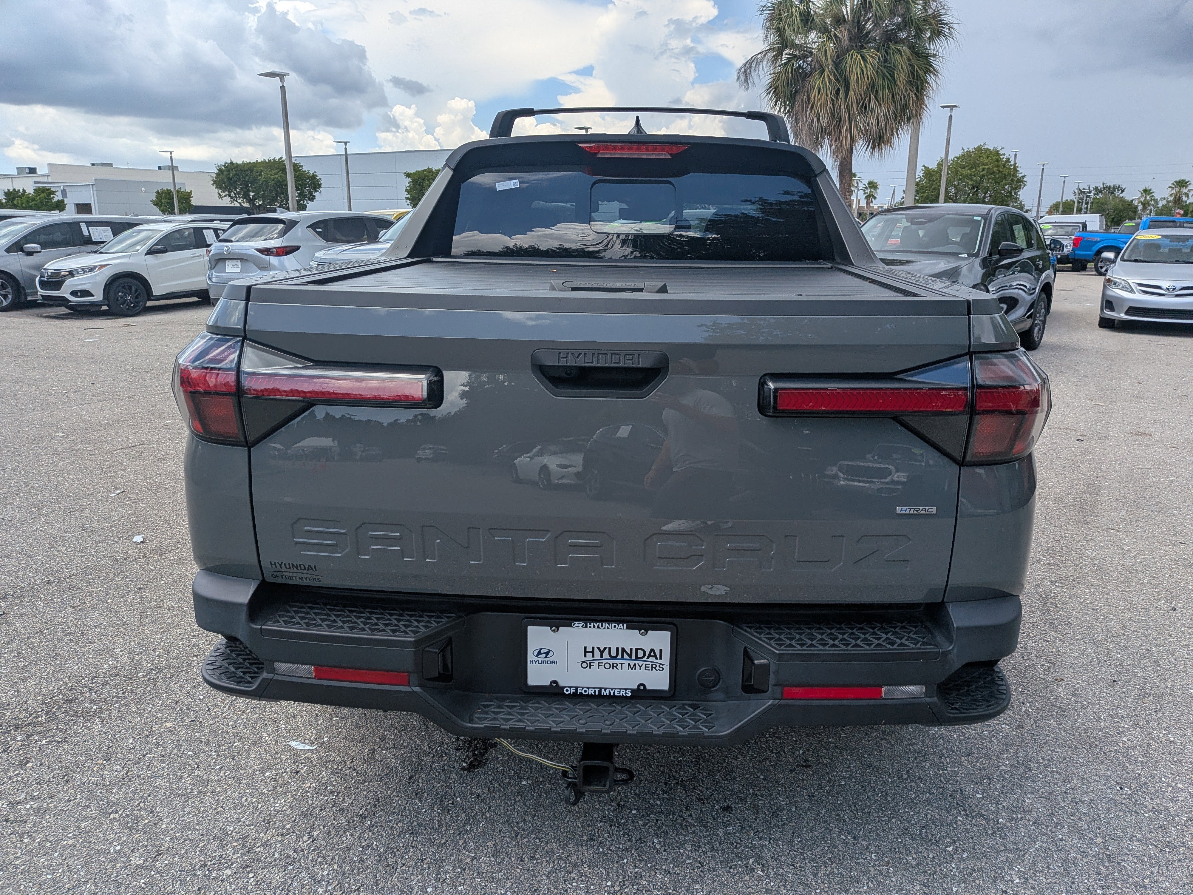 Certified Used 2024 Hampton Gray Hyundai SEL image 5