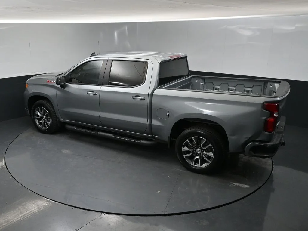 Used 2024 Gray Chevrolet RST image 38