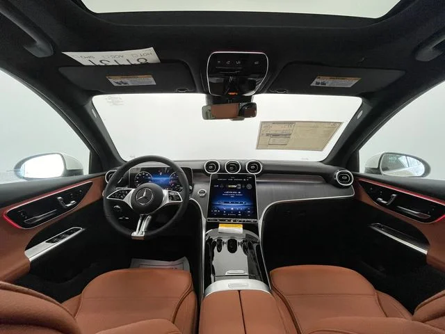 New 2027 White Mercedes-Benz GLC 300 image 21