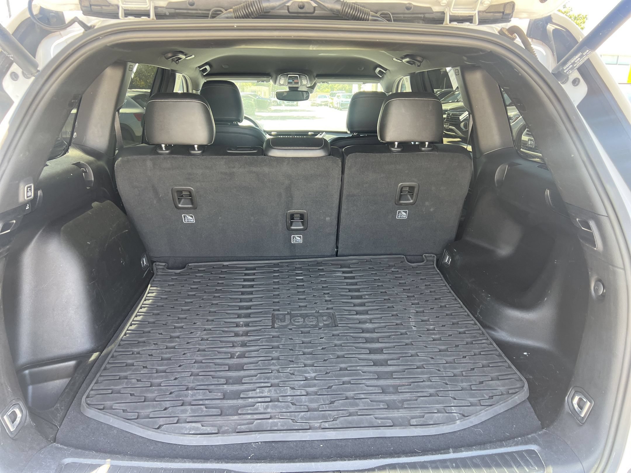 Used 2023 Bright White Clearcoat Jeep Altitude image 9