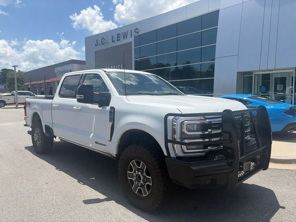Used 2026 White Ford Lariat image 1