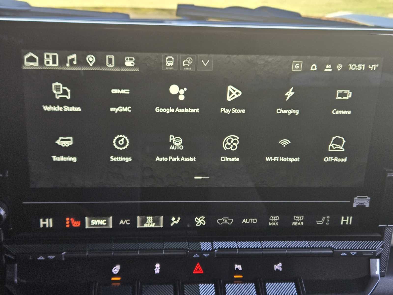 2026 GMC HUMMER EV 2X - Photo 11