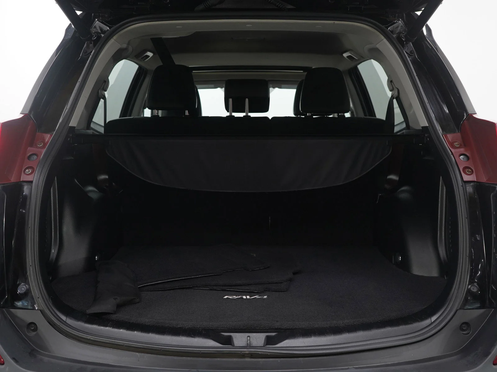 Used 2015 Black Toyota AWD 4dr Limited image 18